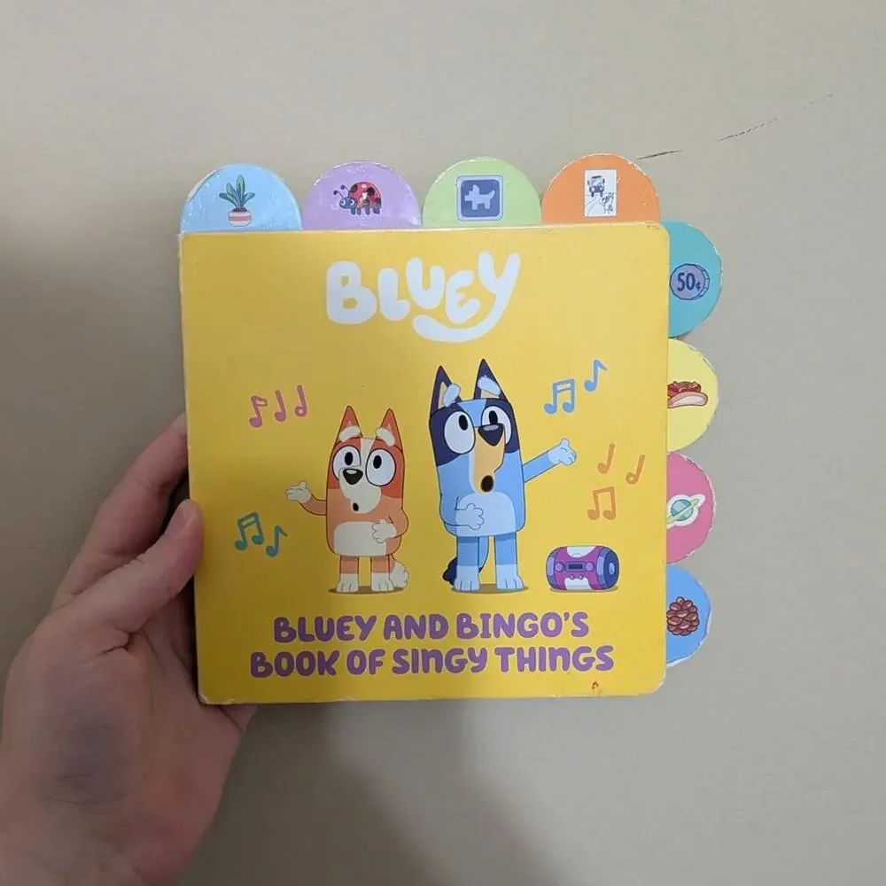 Bluey & Bingo's Book Of Singy Things